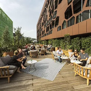 Otel Mob Confluence, Lyon