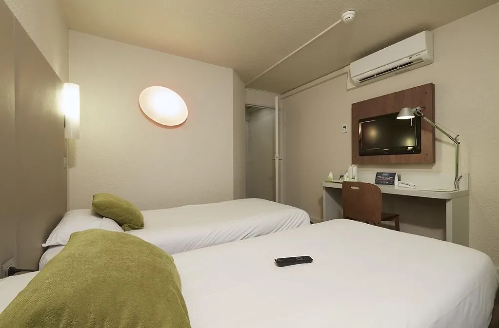 Campanile Lyon Centre - Berges Du Rhone Hotell